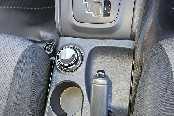 2023 Mitsubishi Triton GLX MR 4X4