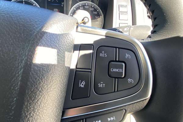 2024 Toyota Hiace GDH300R LWB