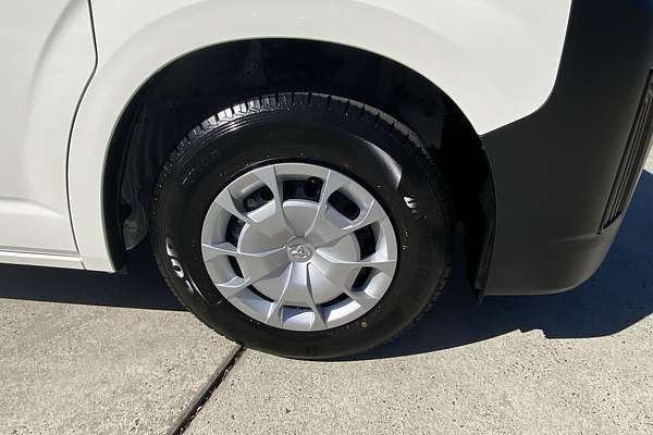 2024 Toyota Hiace GDH300R LWB