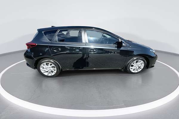 2017 Toyota Corolla Ascent Sport ZRE182R