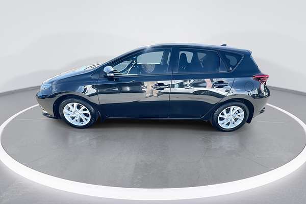 2017 Toyota Corolla Ascent Sport ZRE182R