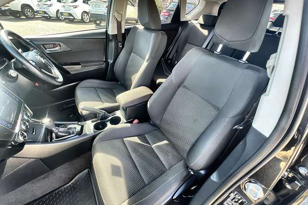 2017 Toyota Corolla Ascent Sport ZRE182R