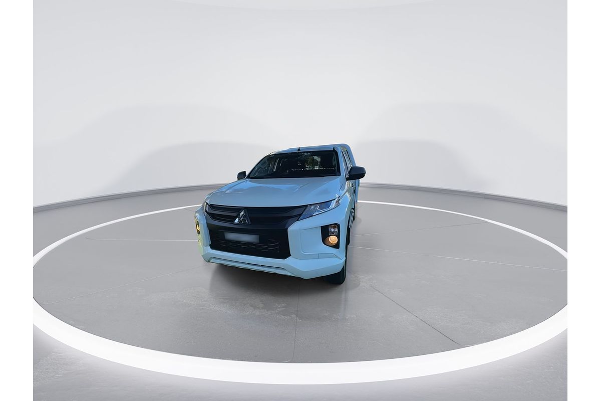2023 Mitsubishi Triton GLX MR 4X4
