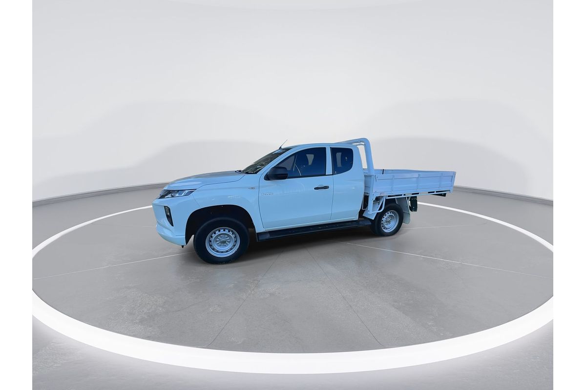 2023 Mitsubishi Triton GLX MR 4X4