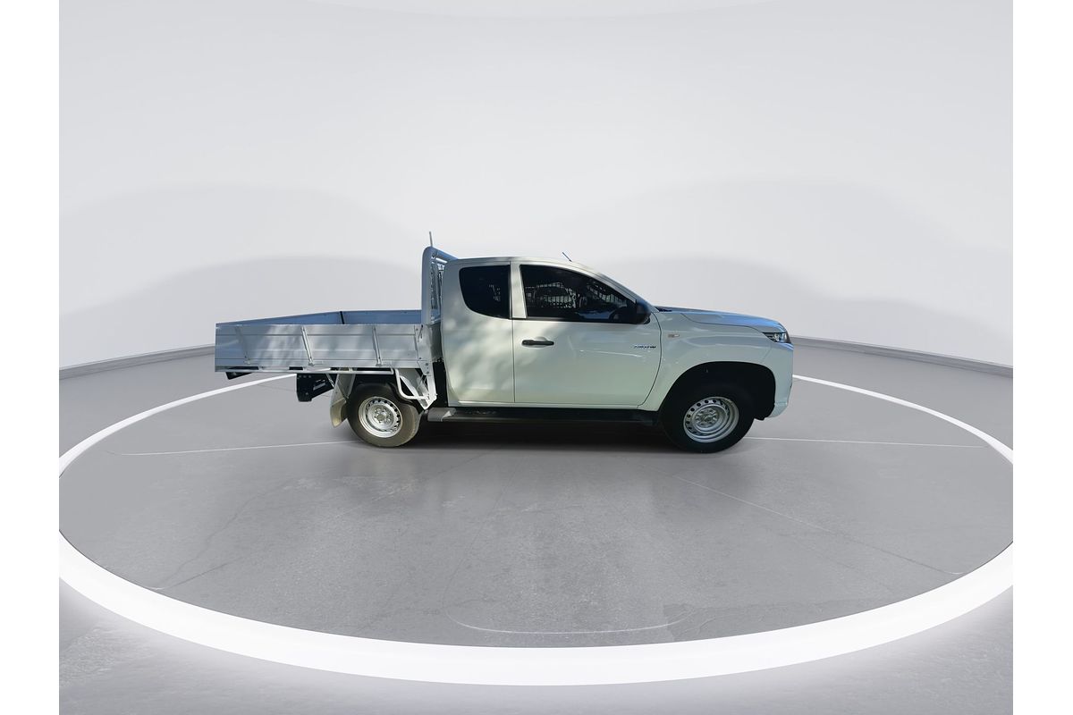 2023 Mitsubishi Triton GLX MR 4X4