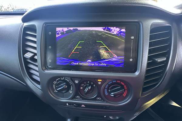 2023 Mitsubishi Triton GLX MR 4X4