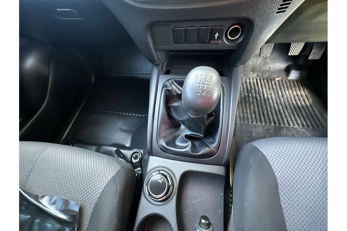 2023 Mitsubishi Triton GLX MR 4X4