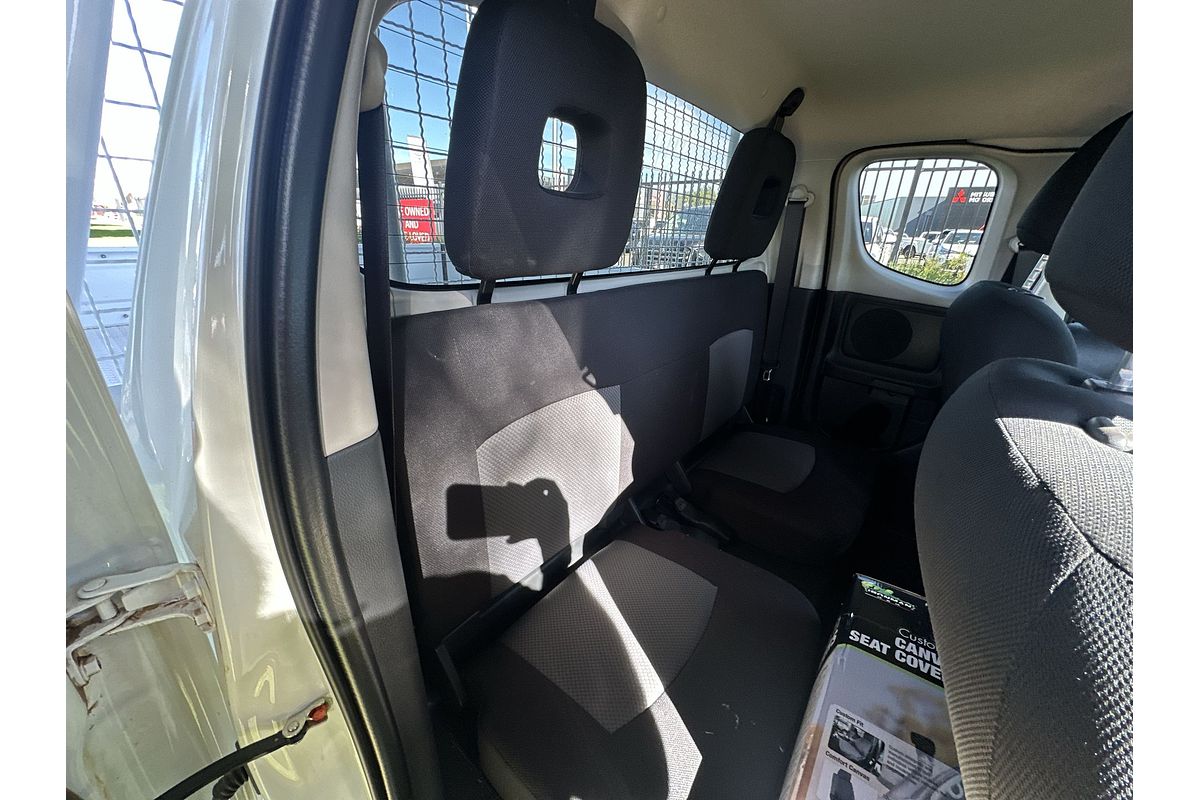 2023 Mitsubishi Triton GLX MR 4X4