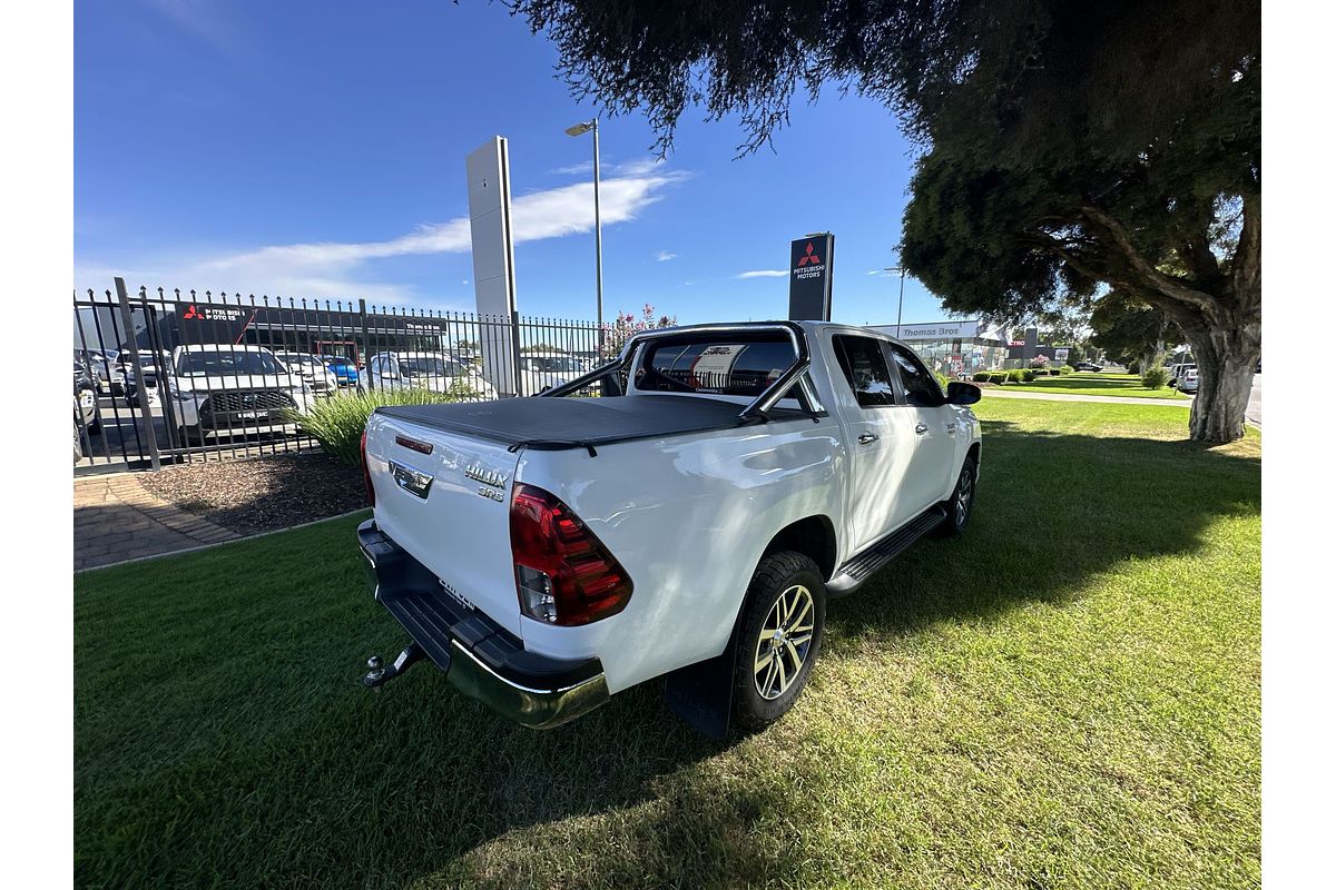 2020 Toyota Hilux SR5 GUN126R 4X4