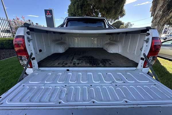 2020 Toyota Hilux SR5 GUN126R 4X4