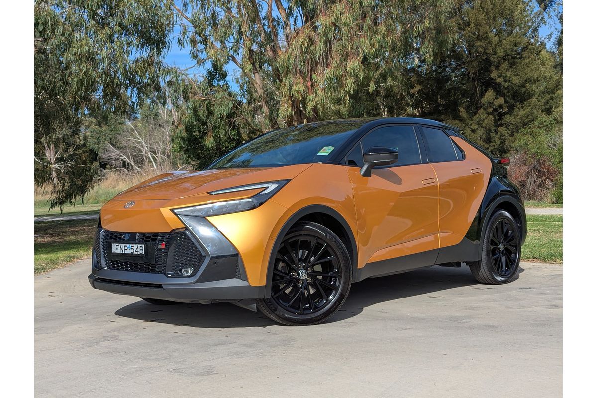 2023 Toyota C-HR GR Sport MAXH25R