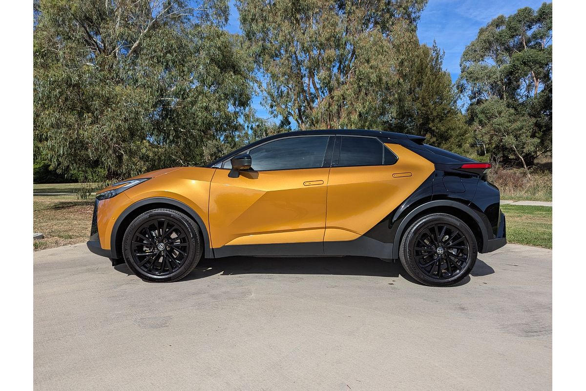 2023 Toyota C-HR GR Sport MAXH25R