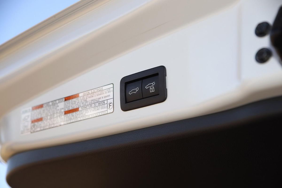 2024 Toyota Corolla Cross Atmos MXGH15R