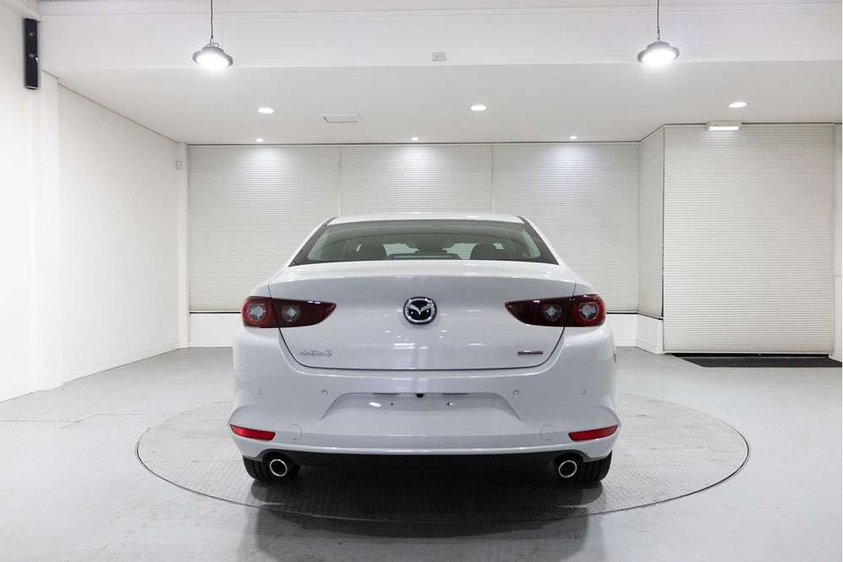 MAZDA3 R 6AUTO SEDAN G20 EVOLVE