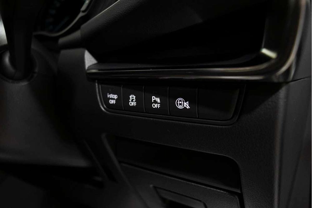 MAZDA3 R 6AUTO SEDAN G20 EVOLVE