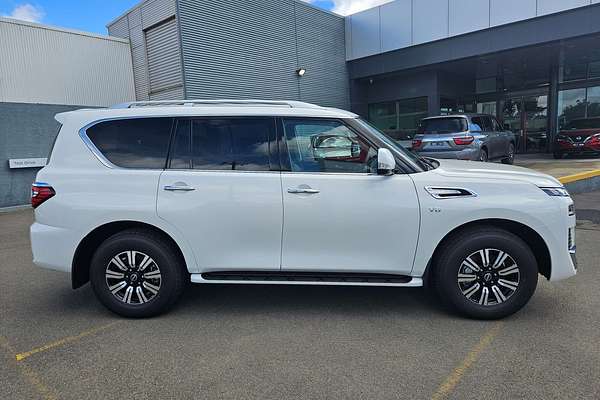 2024 Nissan Patrol Ti-L Y62