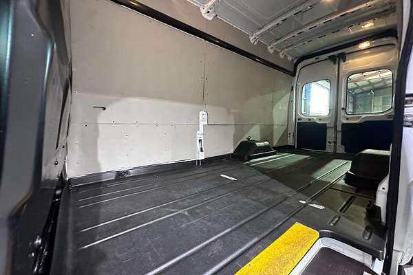 2018 Ford Transit 470E VO