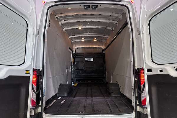 2018 Ford Transit 470E VO