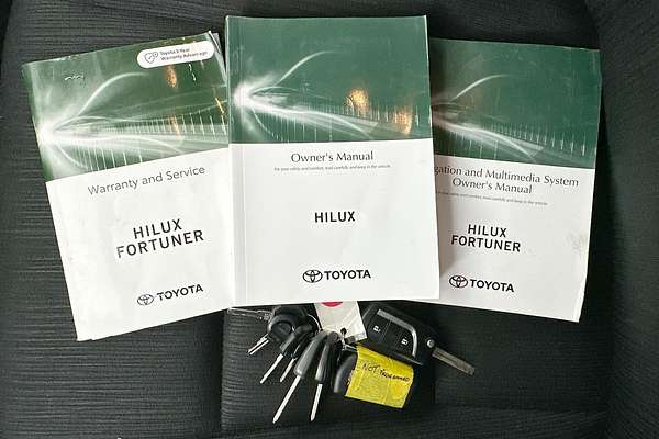 2021 Toyota Hilux SR GUN126R 4X4