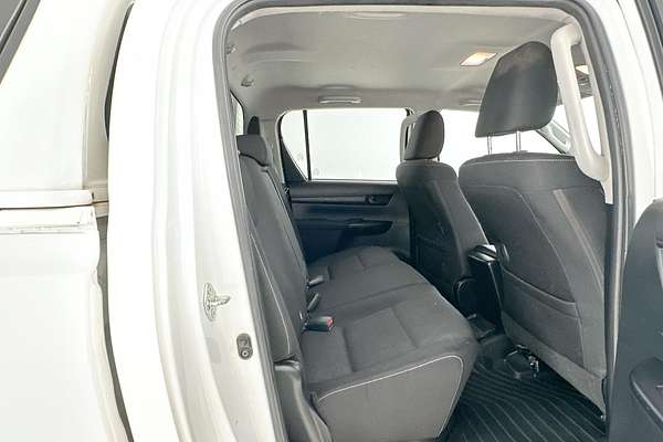 2021 Toyota Hilux SR GUN126R 4X4
