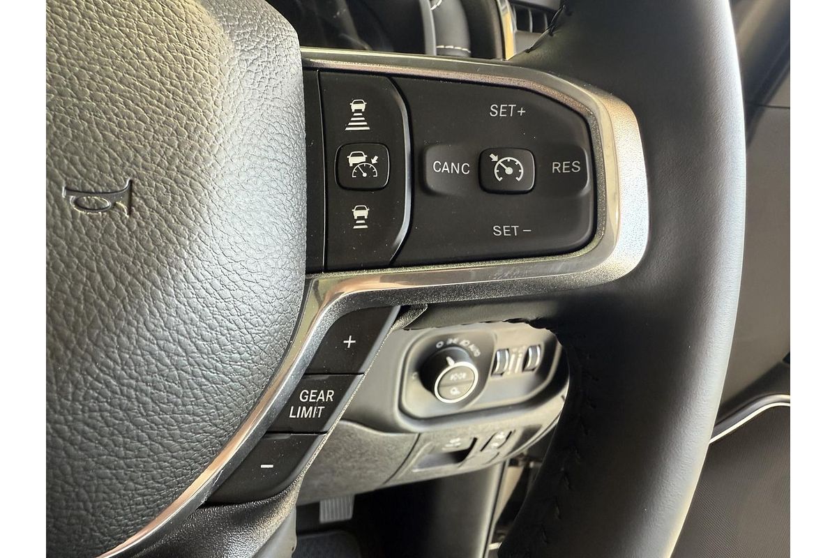 2024 RAM 1500 Laramie Sport RamBox DT 4X4 SWB