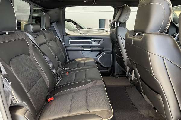 2024 RAM 1500 Laramie Sport RamBox DT 4X4 SWB