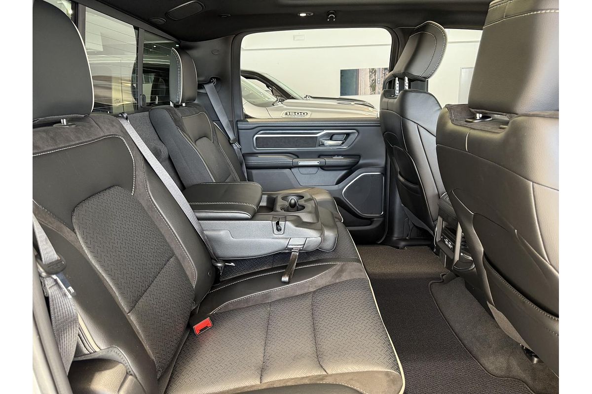2024 RAM 1500 Laramie Sport RamBox DT 4X4 SWB