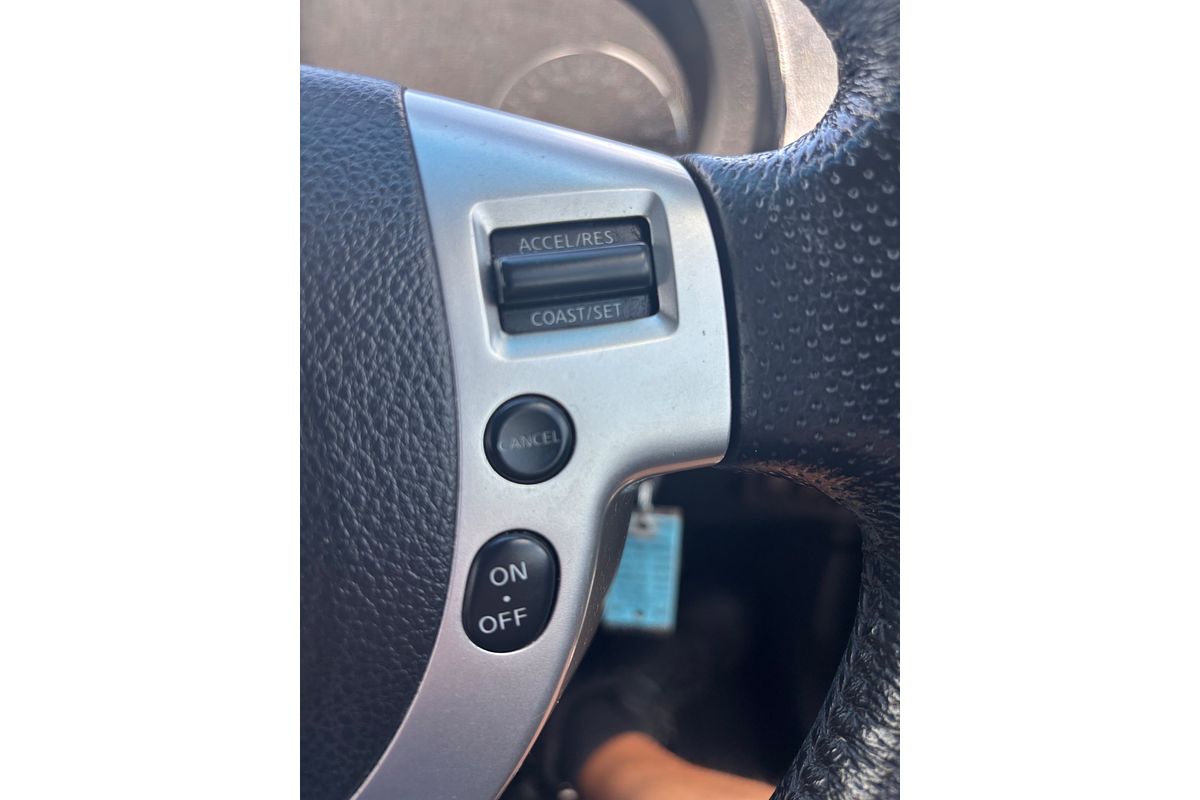 2012 Nissan X-TRAIL ST T31