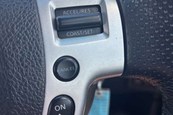 2012 Nissan X-TRAIL ST T31