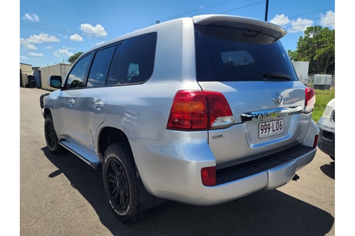 2015 Toyota Landcruiser GXL VDJ200R