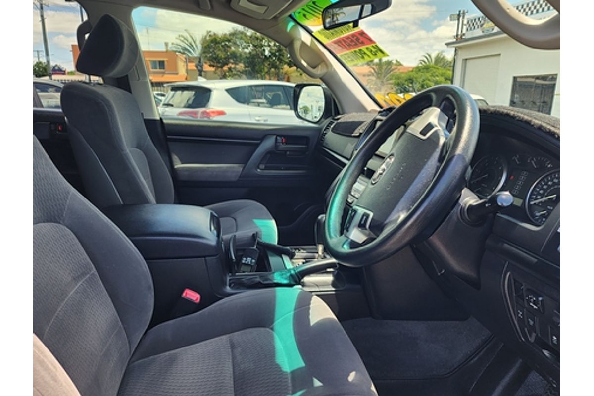 2015 Toyota Landcruiser GXL VDJ200R