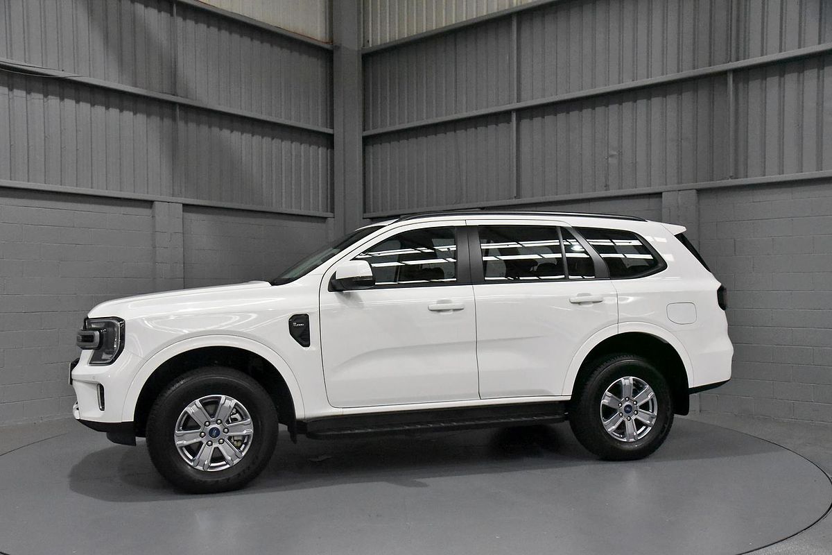 2024 Ford Everest Ambiente