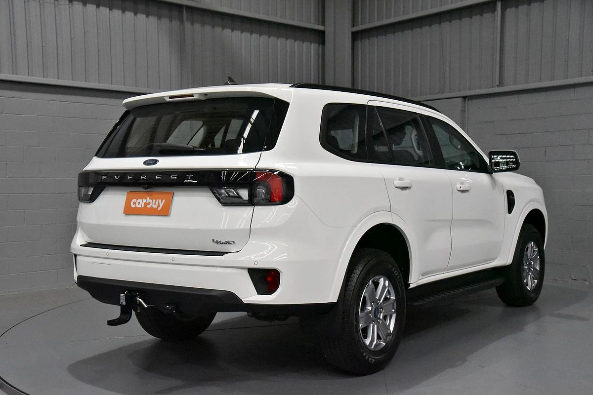 2024 Ford Everest Ambiente