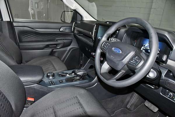 2024 Ford Everest Ambiente