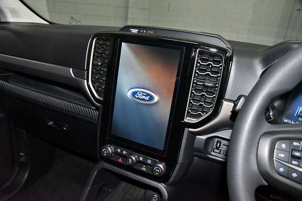 2024 Ford Everest Ambiente