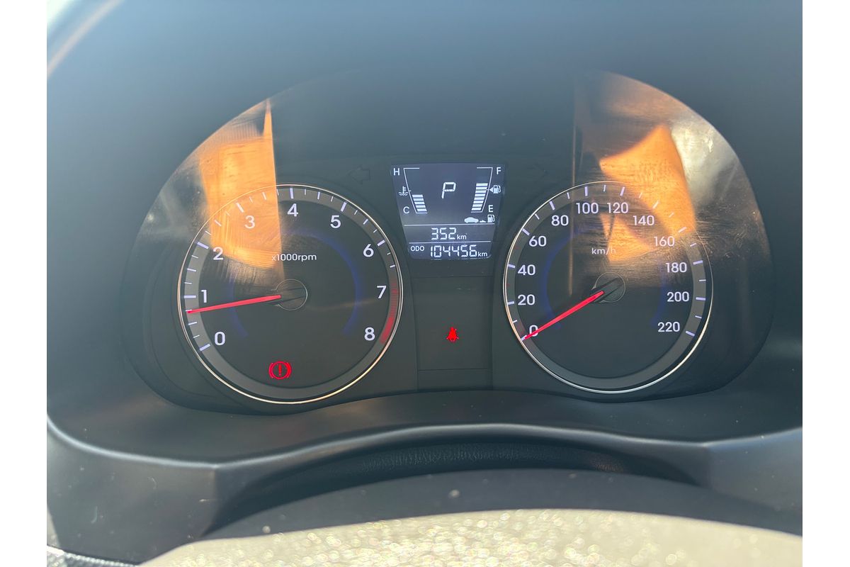 2013 Hyundai Accent Active RB