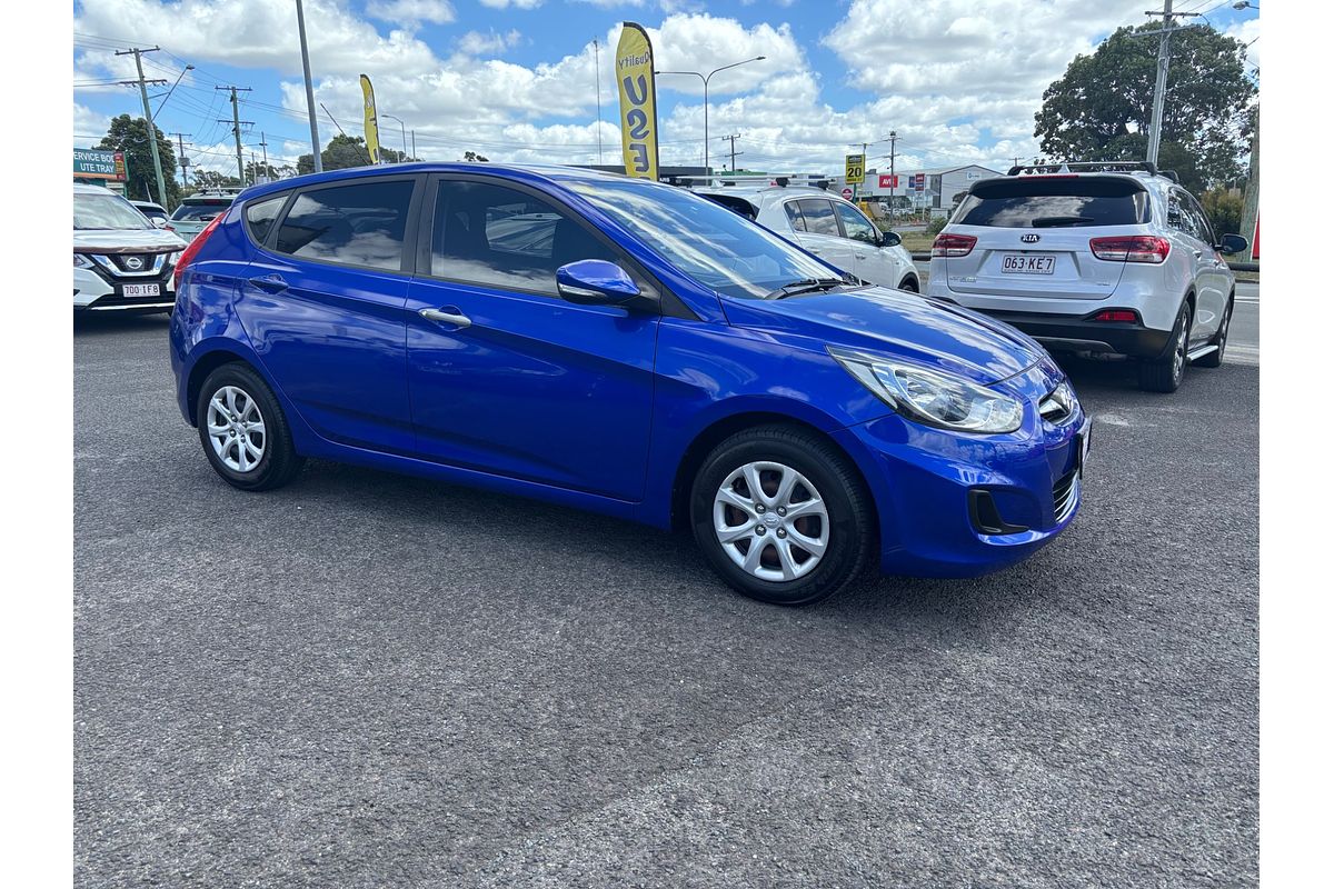 2013 Hyundai Accent Active RB
