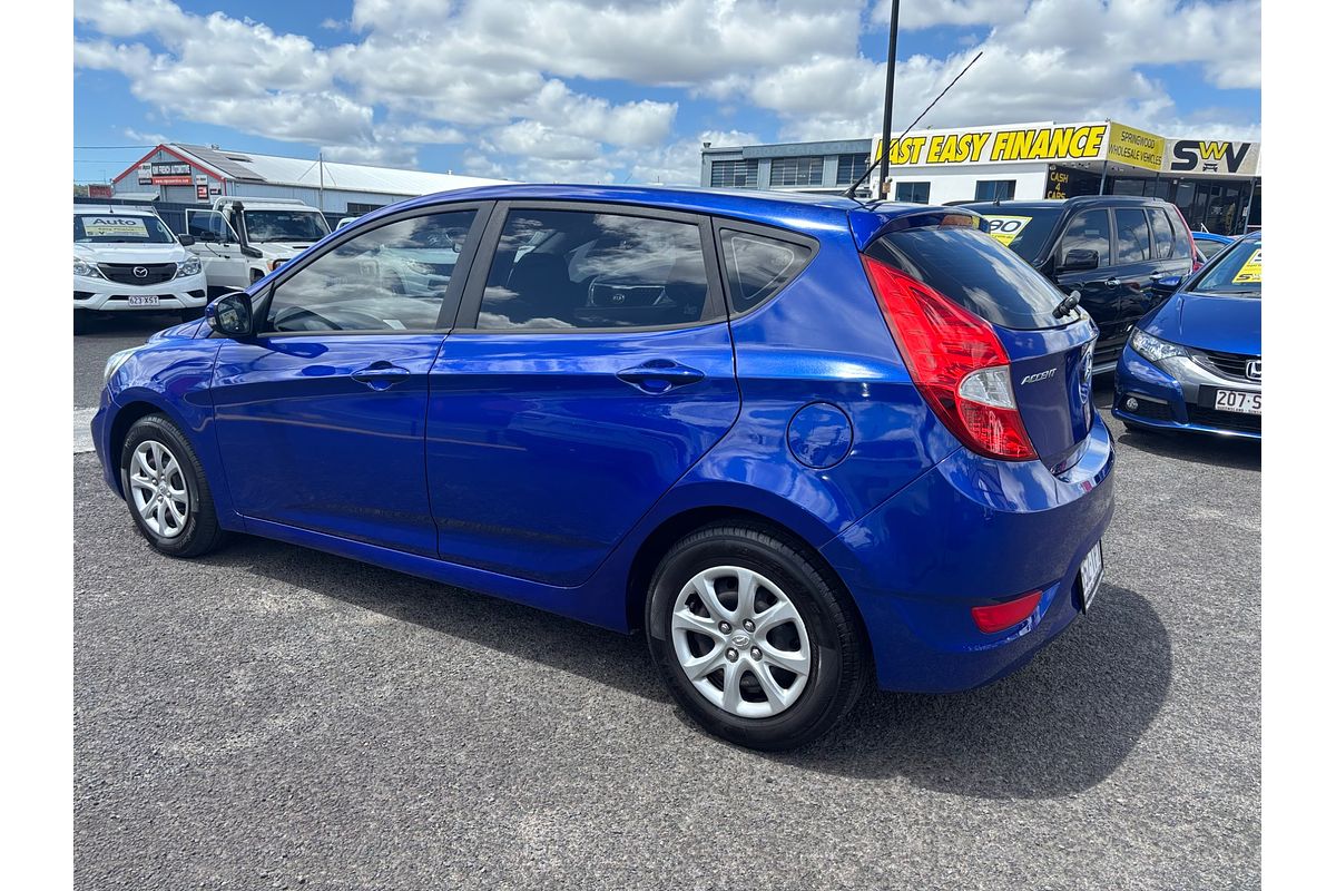 2013 Hyundai Accent Active RB