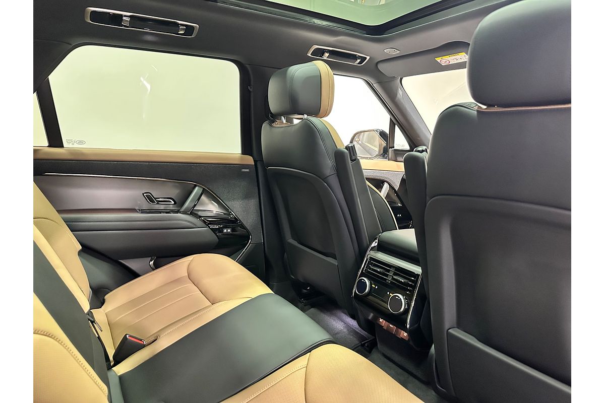 2025 Land Rover Range Rover Sport PHEV P460e Dynamic HSE L461