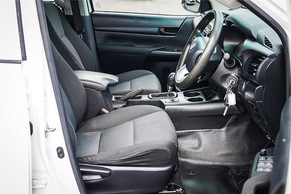 2016 Toyota Hilux Workmate TGN121R Rear Wheel Drive