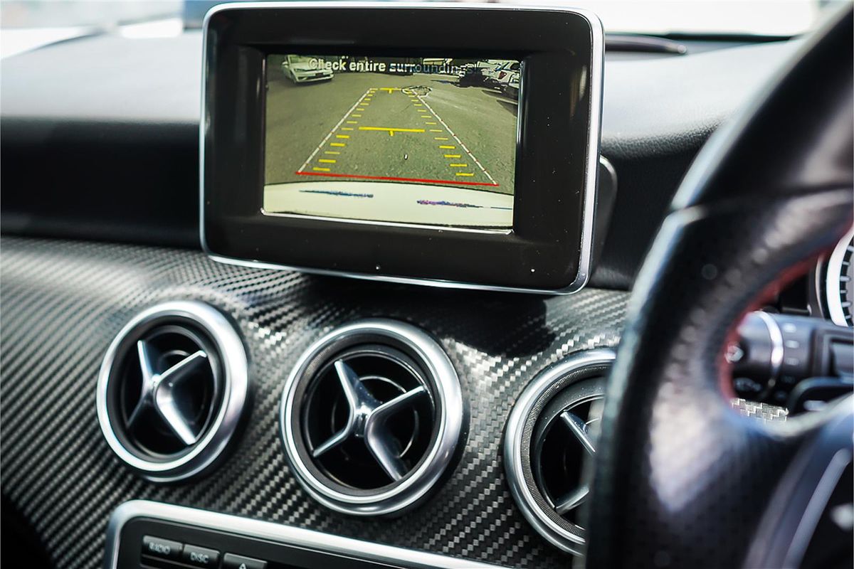 2014 Mercedes-Benz A-Class A200 W176