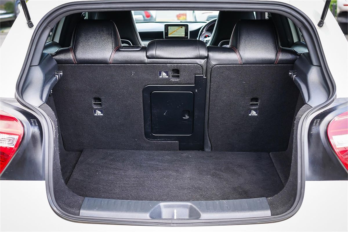 2014 Mercedes-Benz A-Class A200 W176