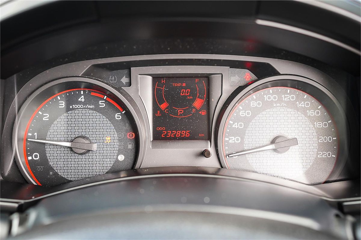 2017 Isuzu D-MAX SX High Ride Rear Wheel Drive