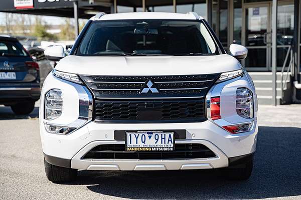 2023 Mitsubishi Outlander LS ZM