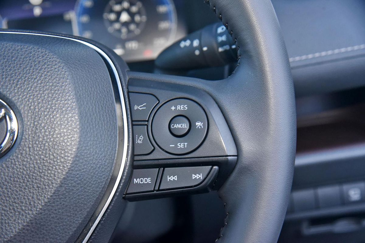 2024 Toyota RAV4 Cruiser AXAH54R