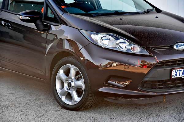 2010 Ford Fiesta CL WS