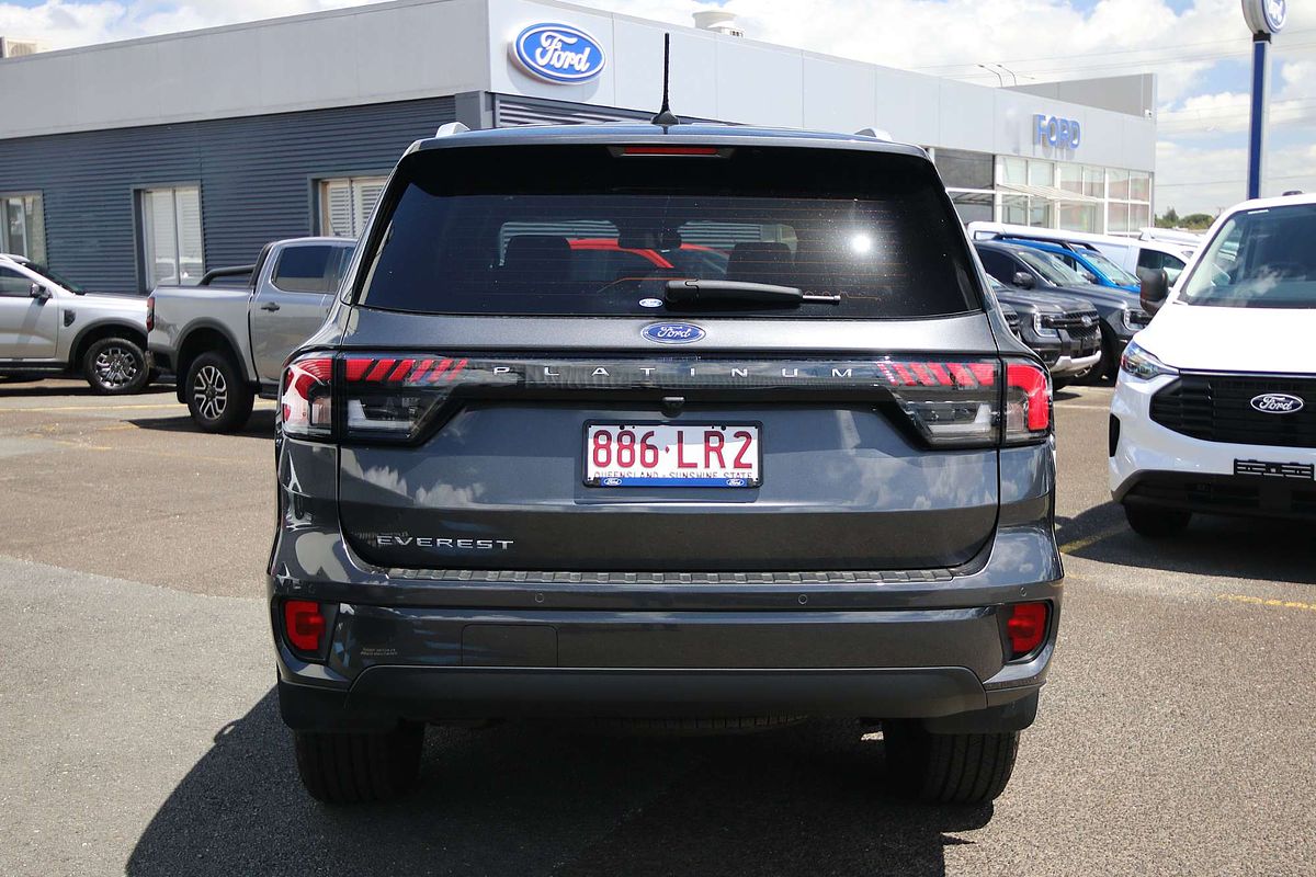 2024 Ford Everest Platinum