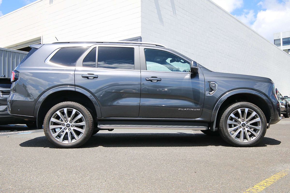 2024 Ford Everest Platinum