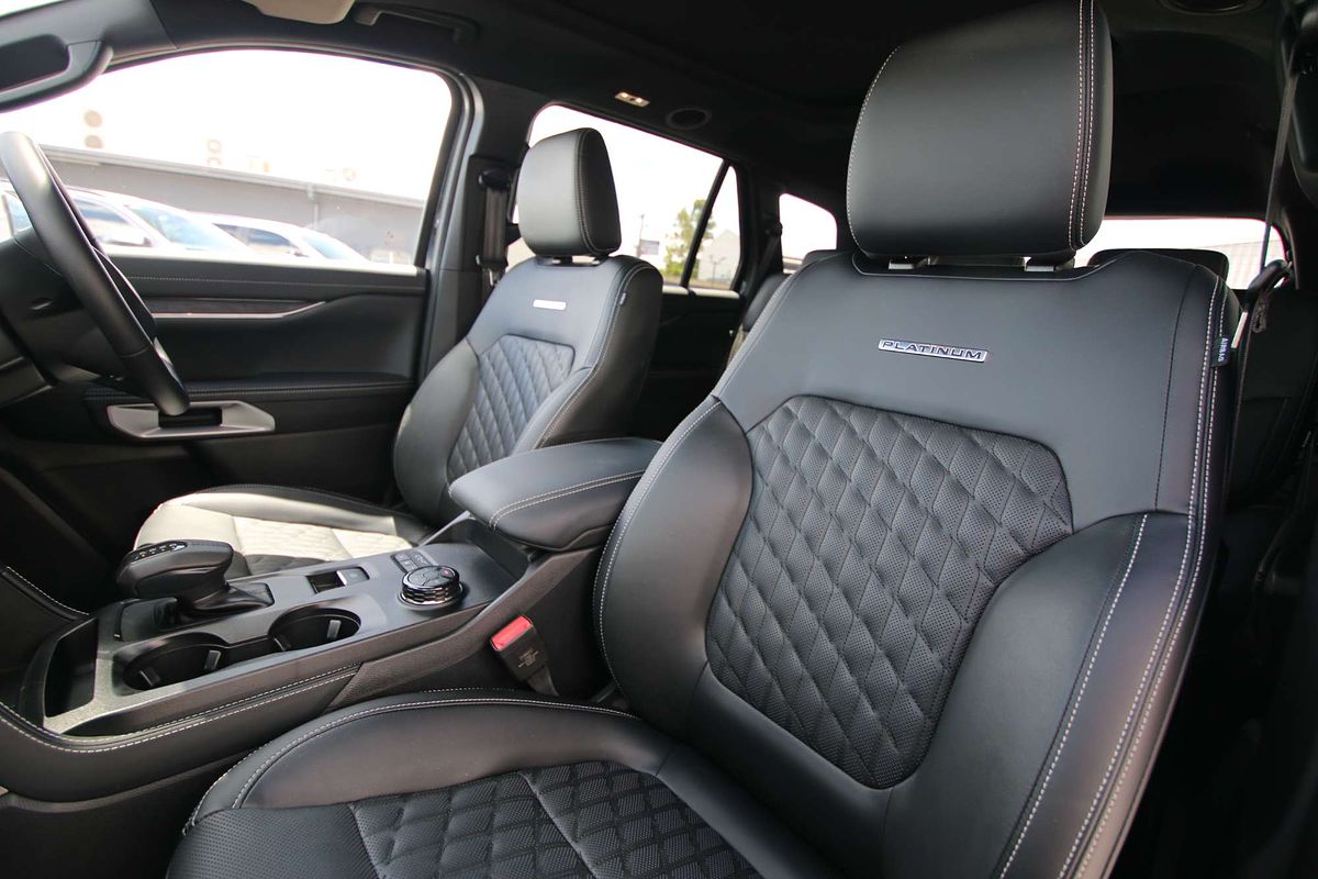 2024 Ford Everest Platinum