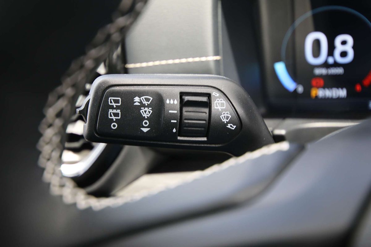 2024 Ford Everest Platinum